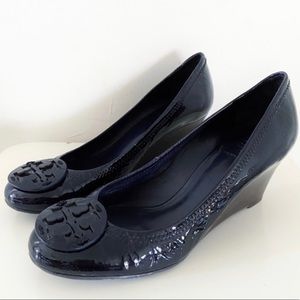 Tory Burch Sally Navy Blue Patent Leather Wedges Size 9